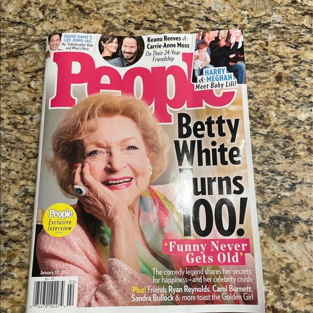 People Magazine January 10 2022 - Betty White Turns 100
